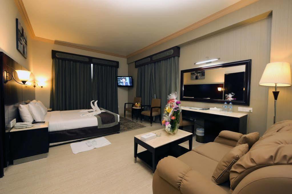 Signature Inn Al Riqqa Dubai Luaran gambar